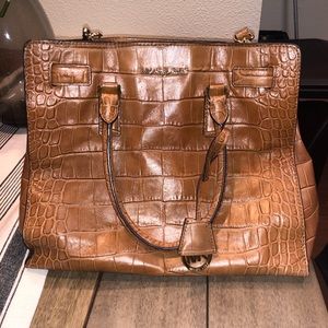 Michale Kors crocodile-embossed leather purse